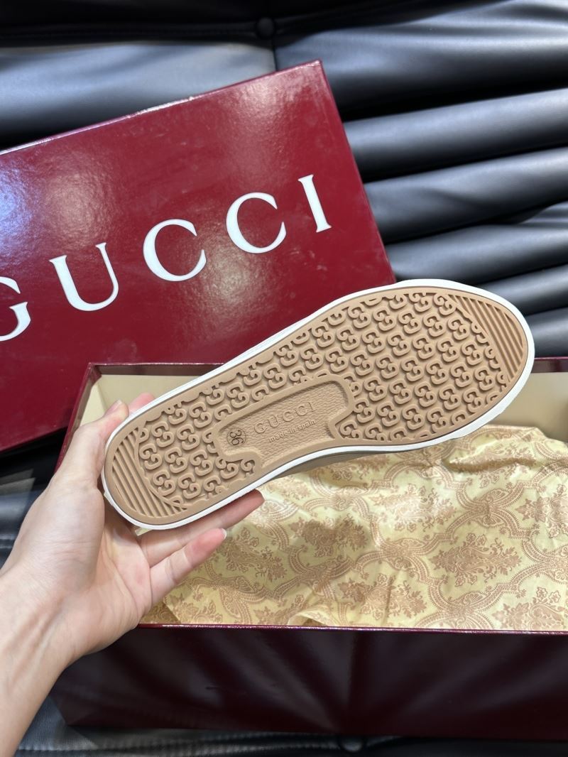 Gucci Low Shoes